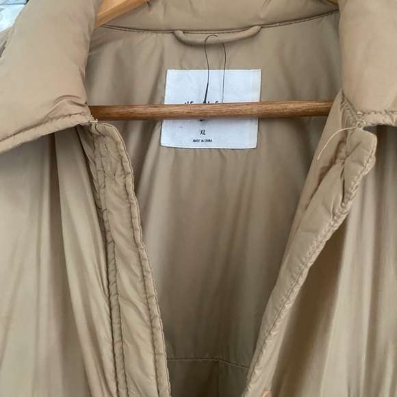 Aritzia Wildfree light jacket size xl - Picture 2 of 3